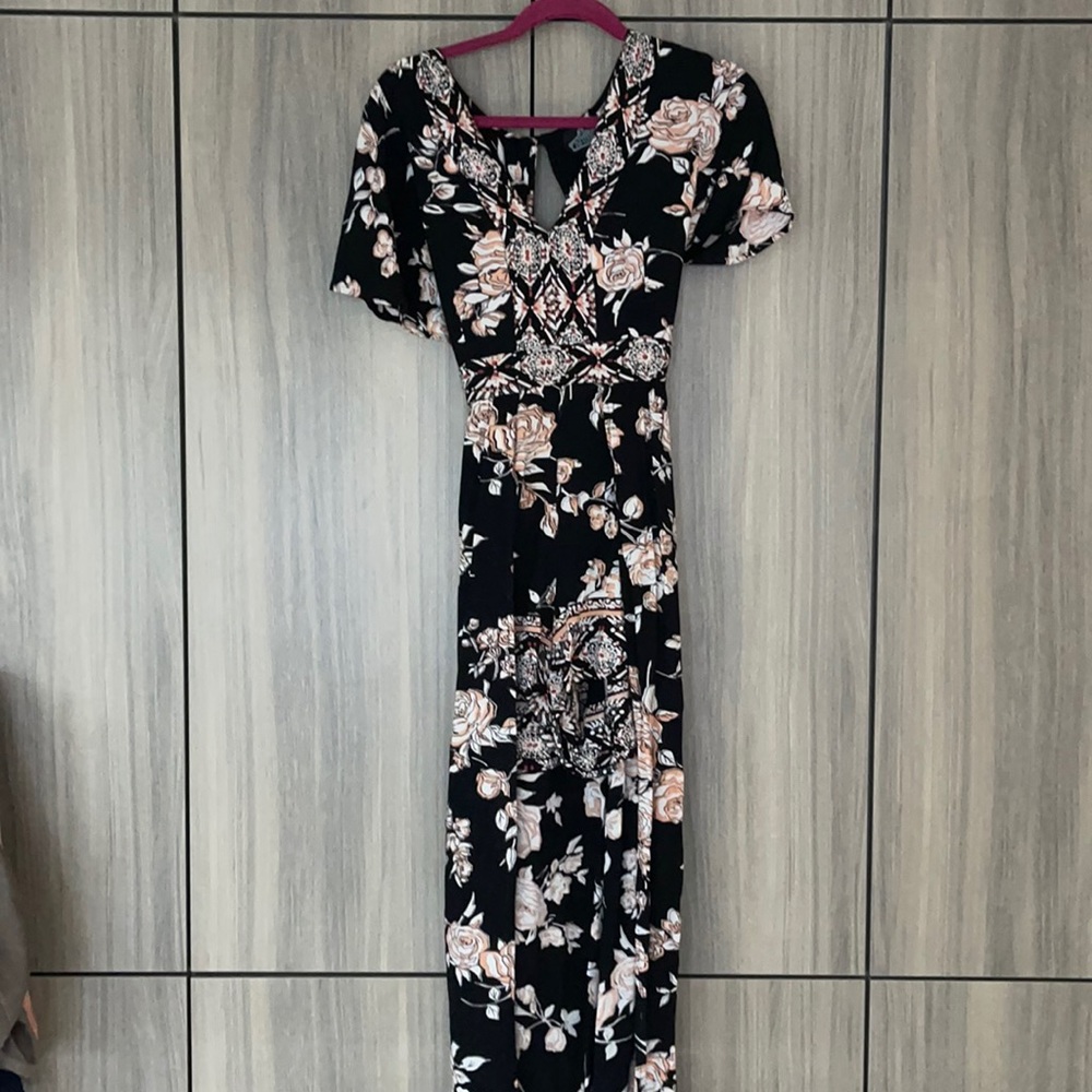 Maxi dress shorts romper.  Size medium.